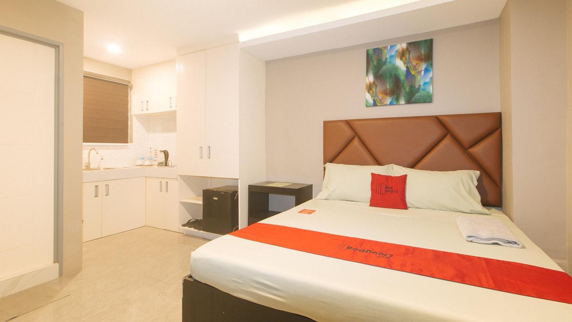 Paranaque City Reddoorz Plus At Seventy Five Inn Near Manila Airport מראה חיצוני תמונה