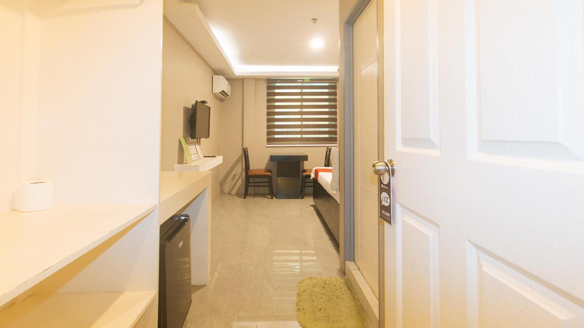 Paranaque City Reddoorz Plus At Seventy Five Inn Near Manila Airport מראה חיצוני תמונה
