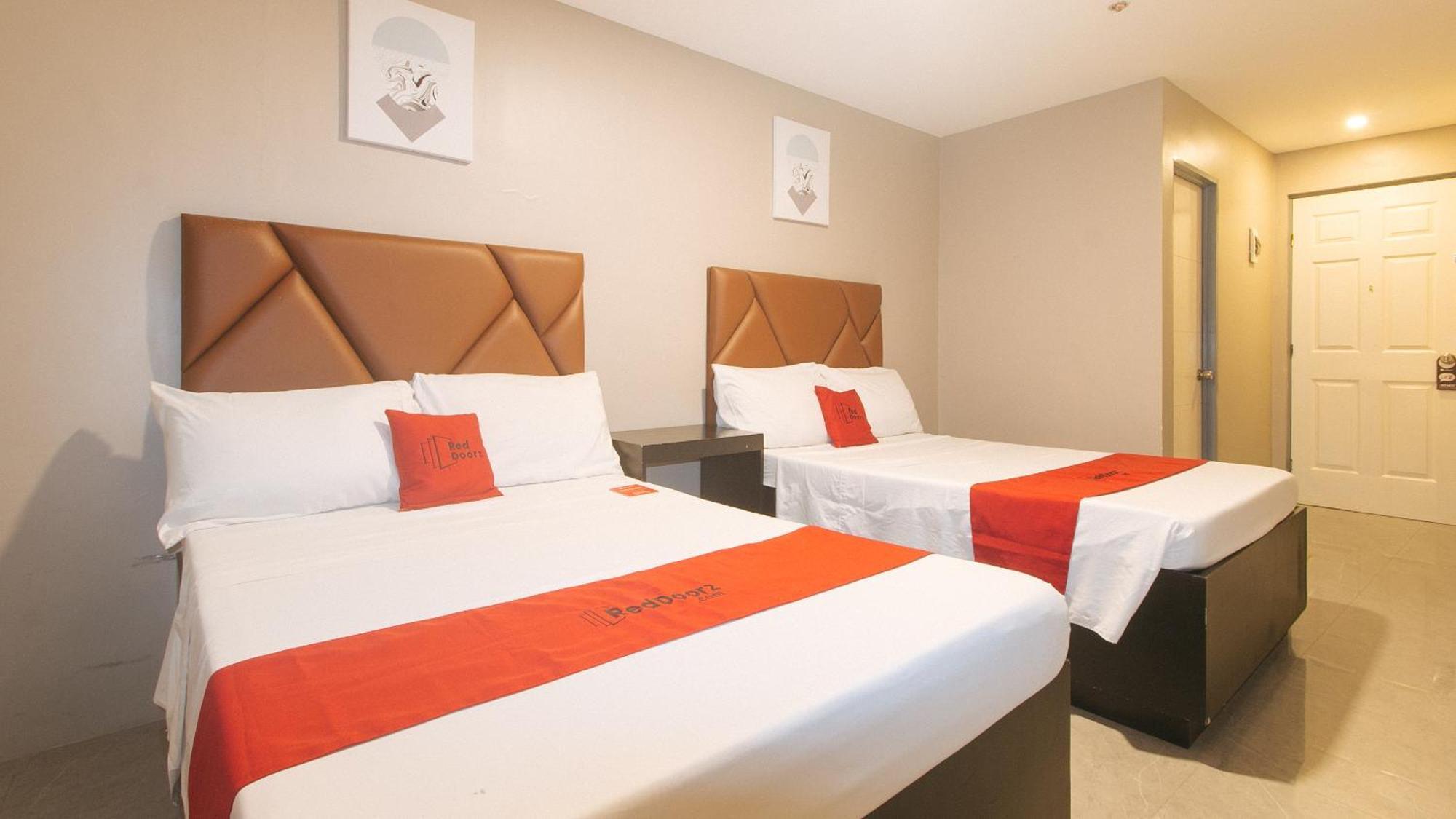 Paranaque City Reddoorz Plus At Seventy Five Inn Near Manila Airport מראה חיצוני תמונה