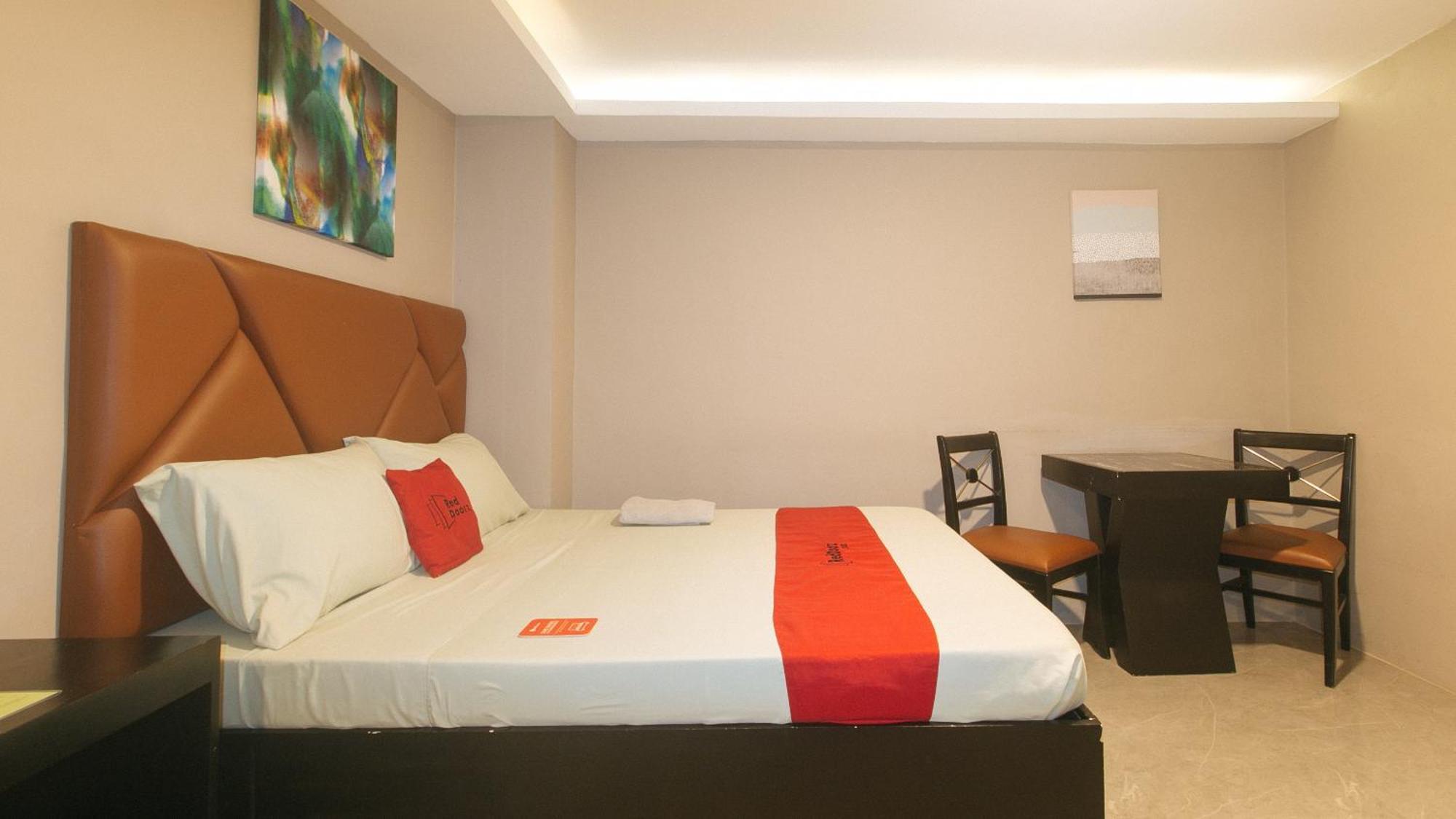 Paranaque City Reddoorz Plus At Seventy Five Inn Near Manila Airport מראה חיצוני תמונה