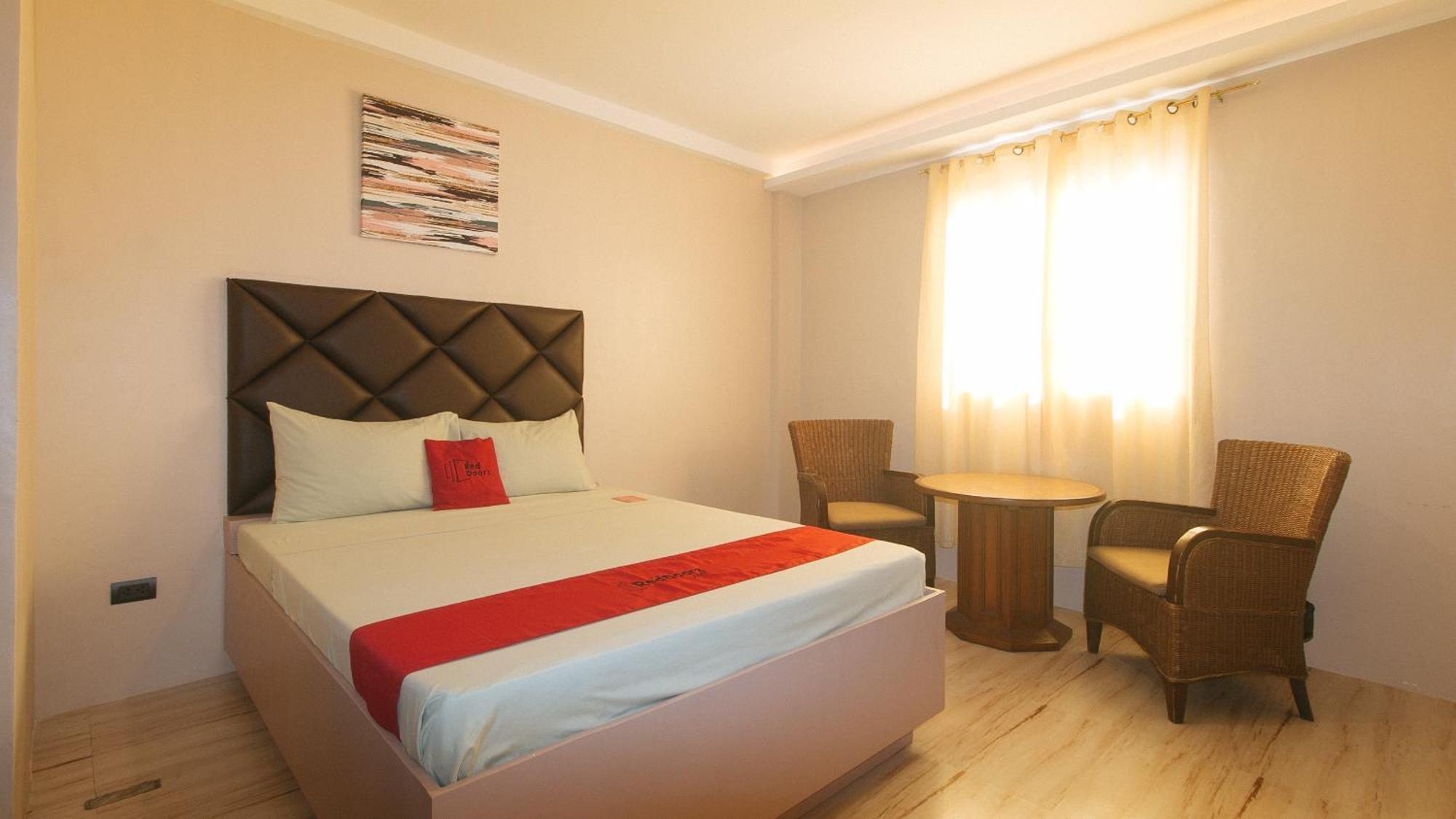 Paranaque City Reddoorz Plus At Seventy Five Inn Near Manila Airport מראה חיצוני תמונה
