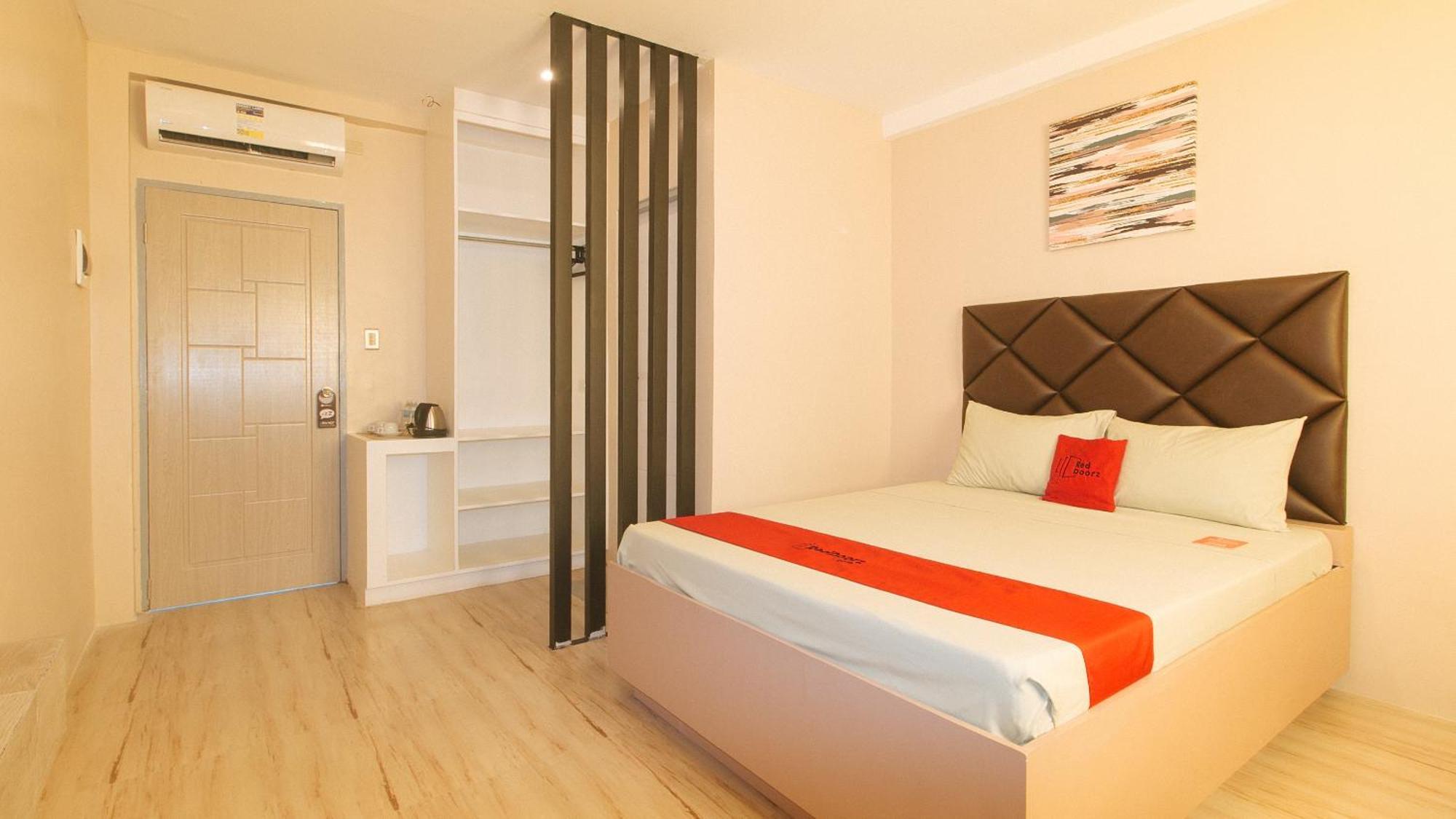 Paranaque City Reddoorz Plus At Seventy Five Inn Near Manila Airport מראה חיצוני תמונה