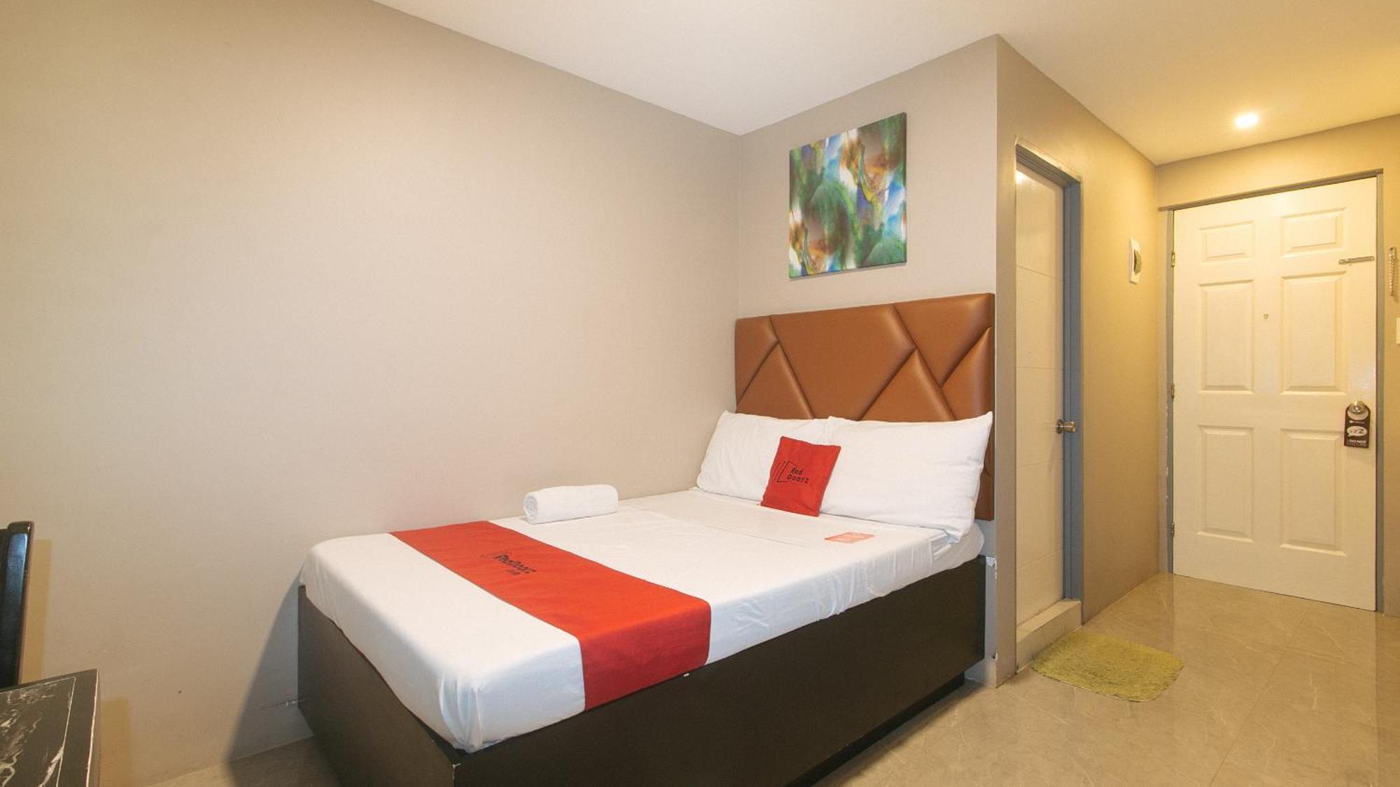 Paranaque City Reddoorz Plus At Seventy Five Inn Near Manila Airport מראה חיצוני תמונה