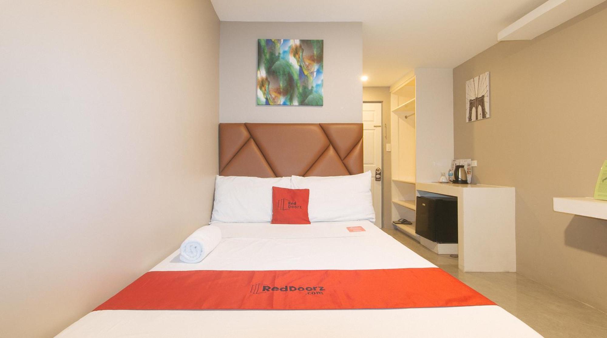 Paranaque City Reddoorz Plus At Seventy Five Inn Near Manila Airport מראה חיצוני תמונה